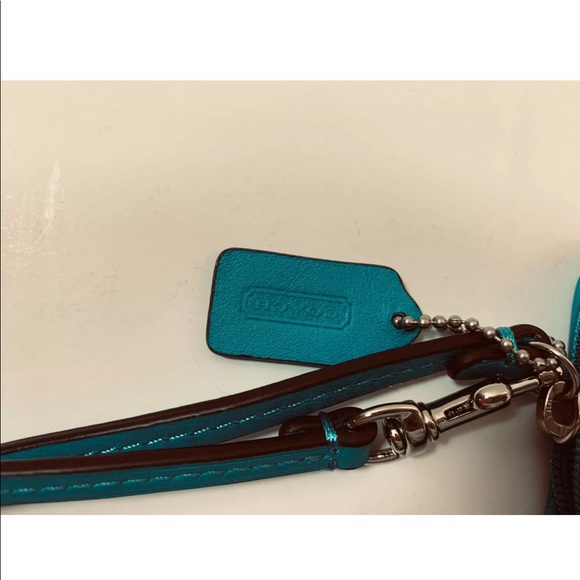 Coach Legacy Universal Cell Phone Case F 62808 - Picture 6 of 7